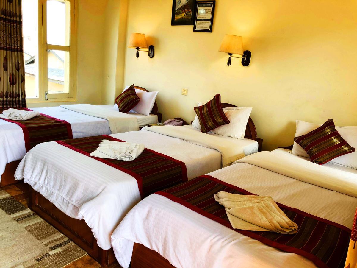 Hotel Grand Holiday Похара Екстериор снимка
