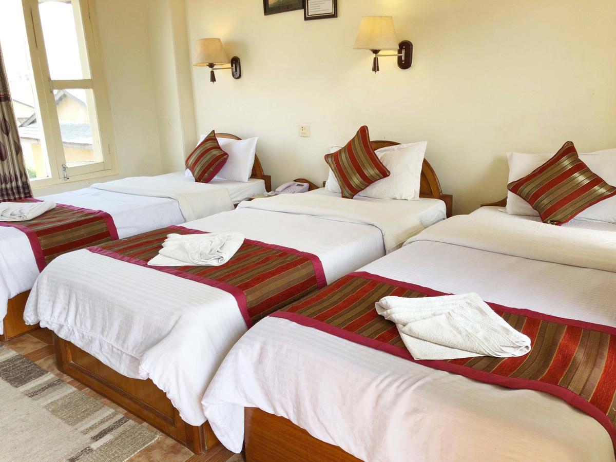 Hotel Grand Holiday Похара Екстериор снимка