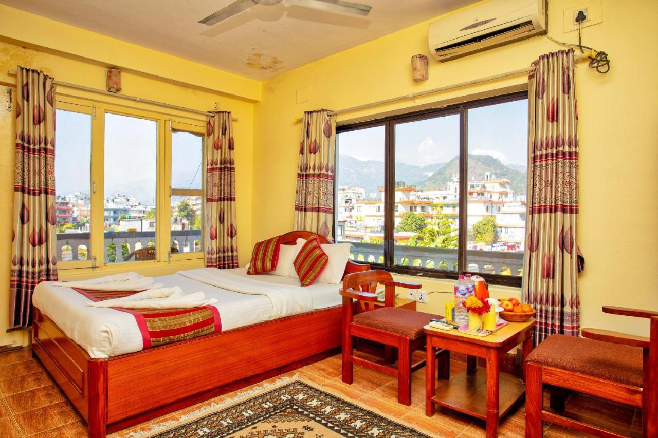 Hotel Grand Holiday Похара Екстериор снимка